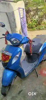Yamaha facino scooty