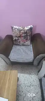 Sofa 5 seater for sale .One year old sofa set.