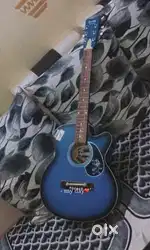 giutar best coniditon blue colour