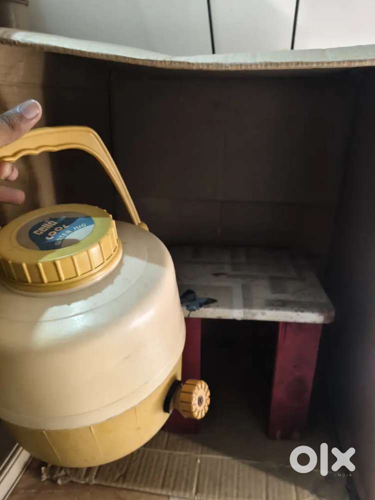 Water jug 5L cello water storage with stool