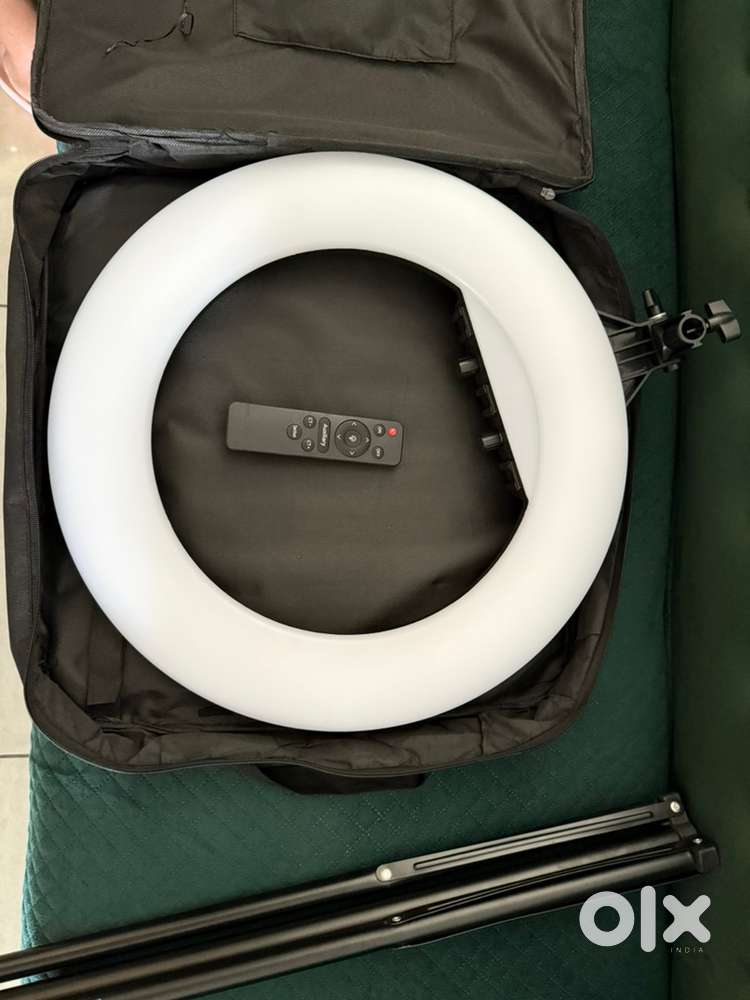 Digitek led ring light with remote