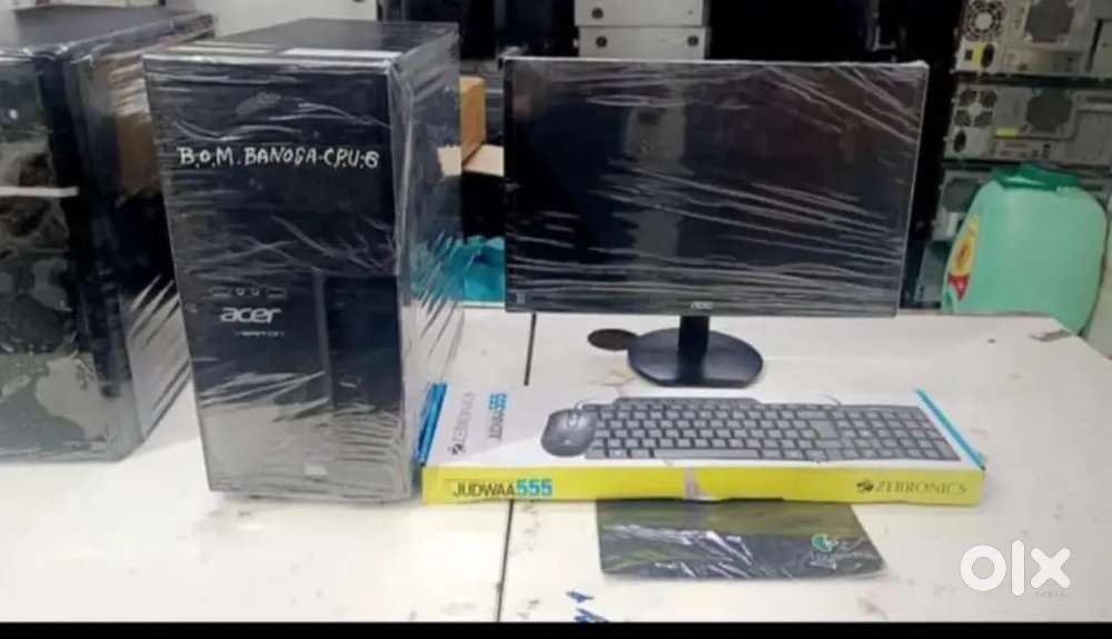 Acer Branded AMD desktop with 19 inch lcd complete with warranty