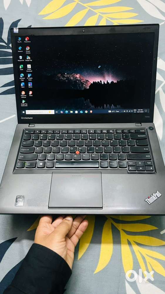 Lenovo laptop i5