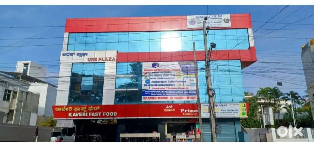 Commercial space for rent at 2nd flore