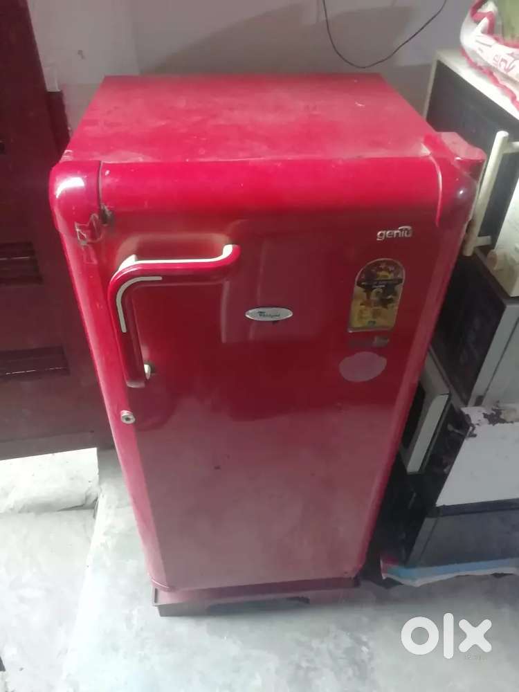 Whirlpool 185 litre original condition gas bhi original hai sab parts
