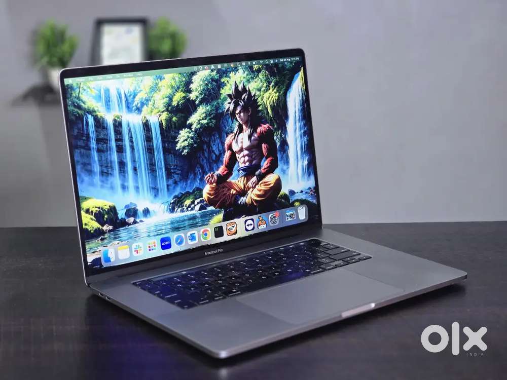 MacGallery Macbook Pro Touchbar A2141 16 inch i9/32gb/512gb/5.5gb GFX.