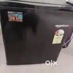 Mini Fridge-Perfect for Bathelors & Small Families