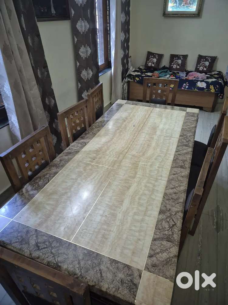Dining table with 8 chair set