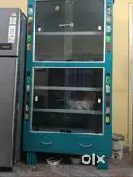 Metal showcase brand new