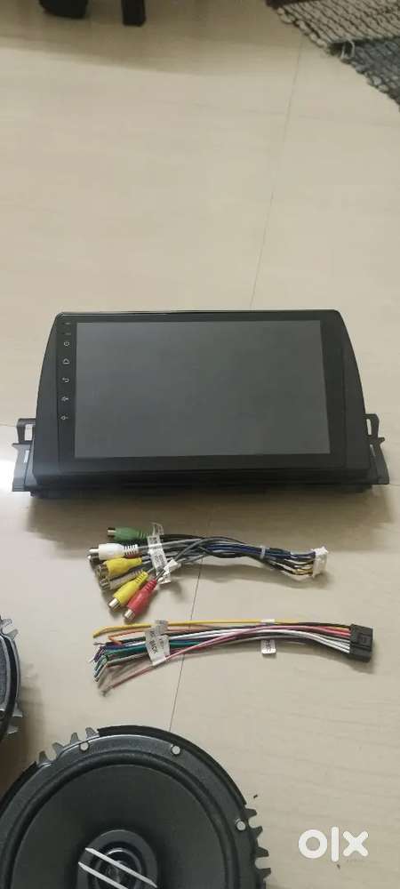 9 INCH CAR INFOTYMENT SYSTEM. PANEL SET, CABLES.4 PINOOEER SPEAKERS..