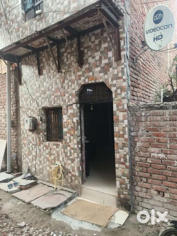 35 gaj ka bana hua makaan