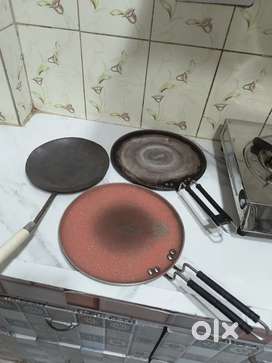 नॉन स्टिक दो तवा और लोहे का एक तवा बेचना है र300