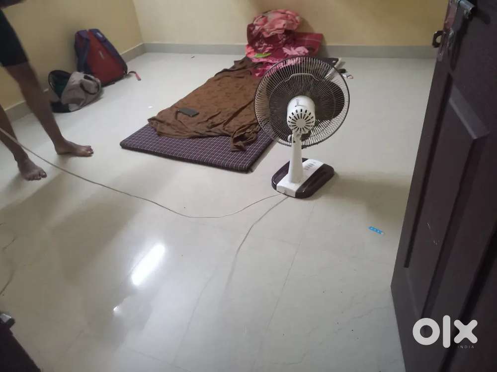 Kodikal  single bedroom house for bechelor