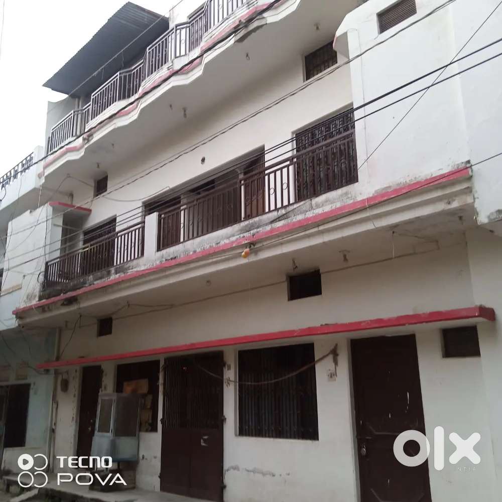 Two EWS houses joint