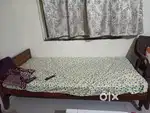Single bed (6*2.5ft) Sagwan wood