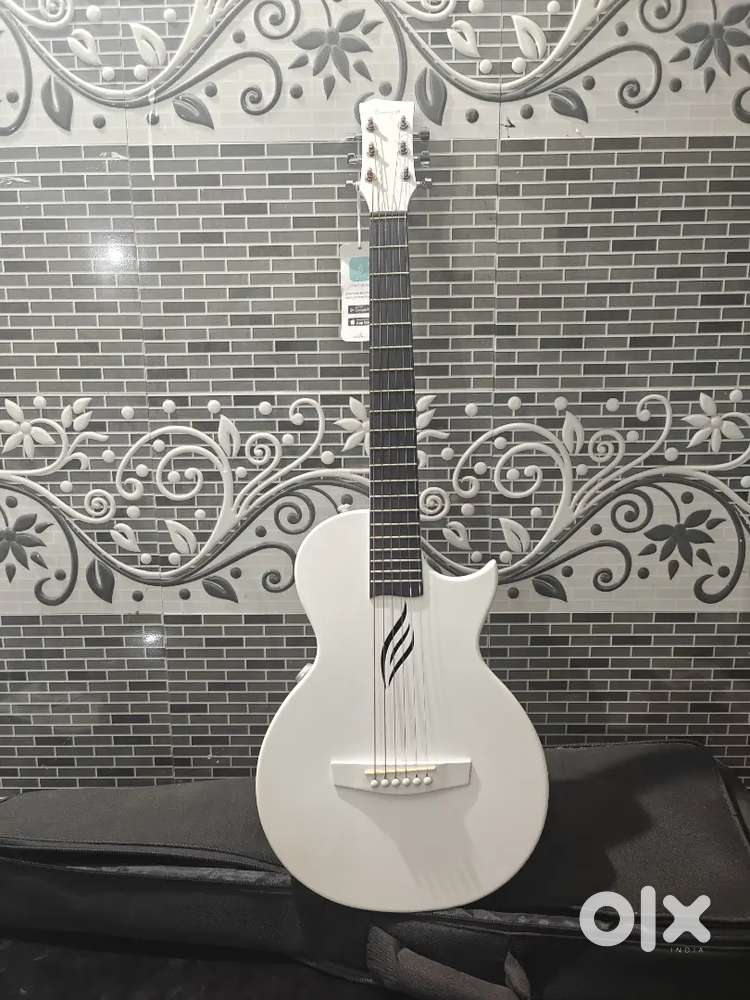 Enya Go SP1 ACOUSTIC and Electronic Guitar.( Warranty,box and bill )