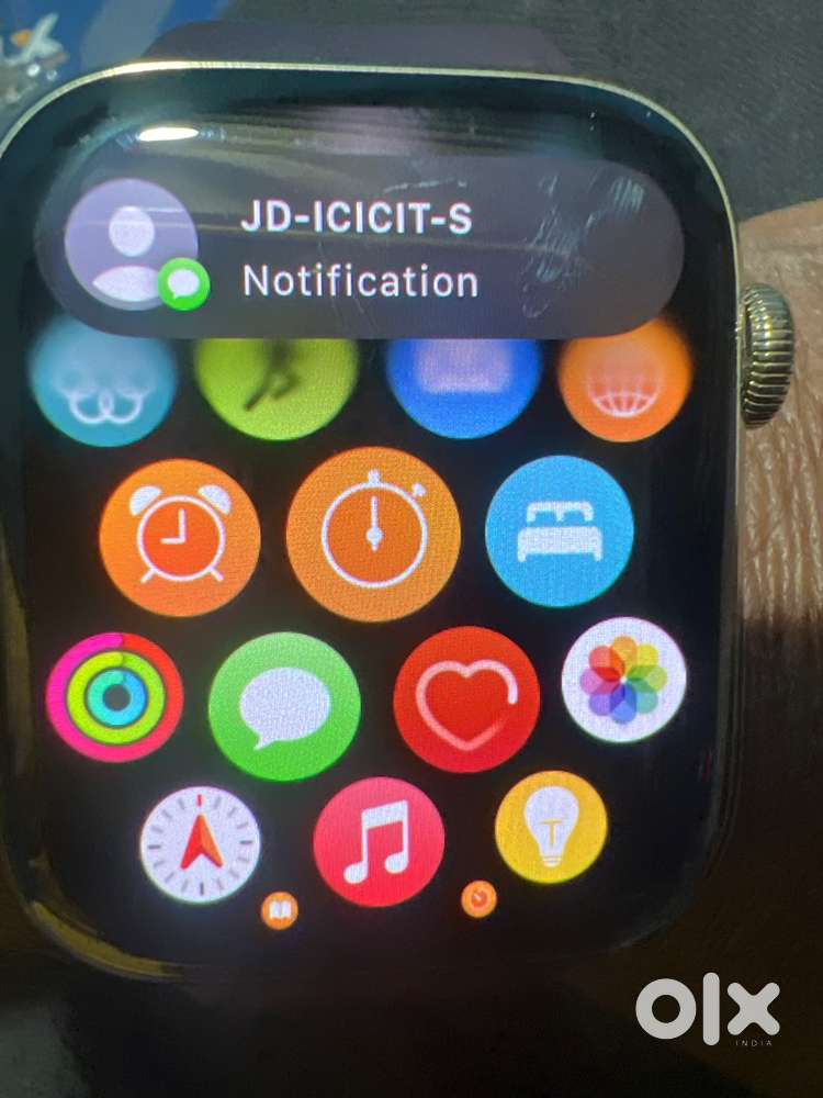 Apple watch series 8