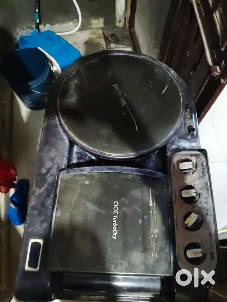 Semi Automatic washing machine (whirlpool)