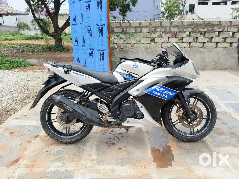 Yamaha R15 2018