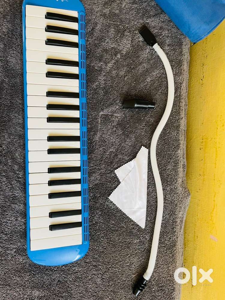 melodica piano