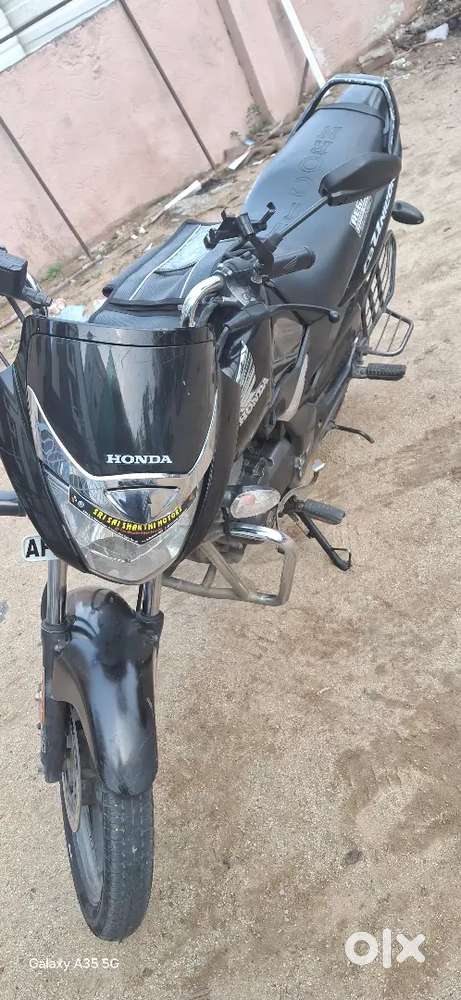 Honda unicorn 2013 150cc v neat condition less driven single owner use