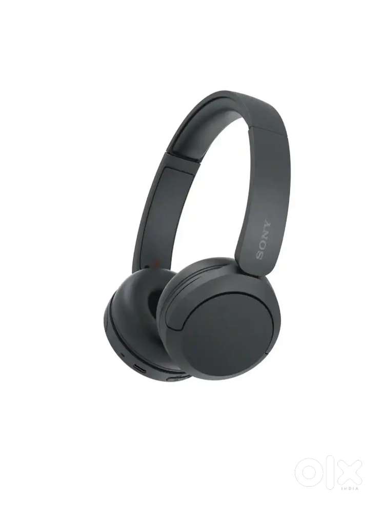 Sony CH520 Bluetooth headphones