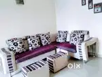Twin Sharing Rooms available for girls in Magarpatta City