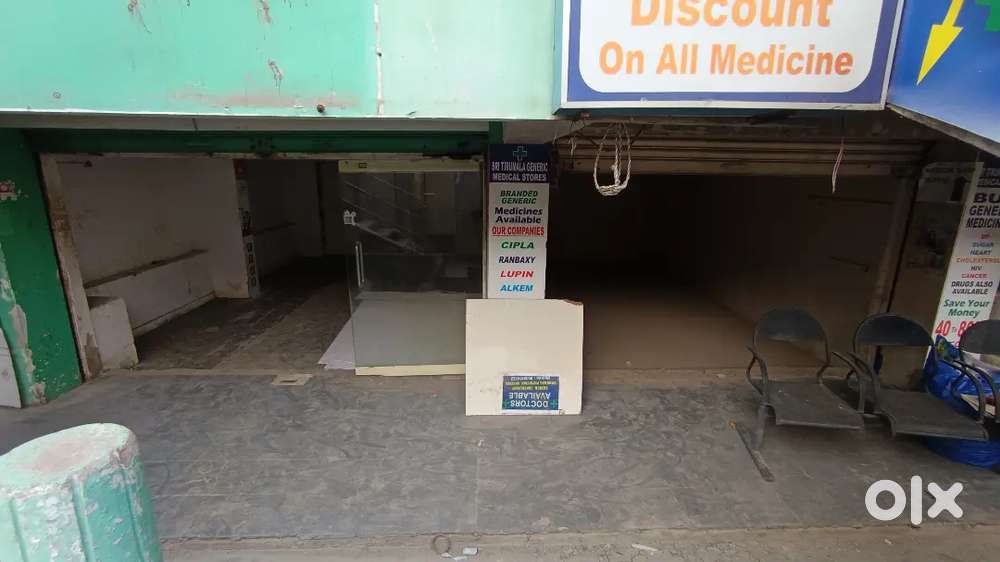 Shop for rent near pillar 144 contact me
