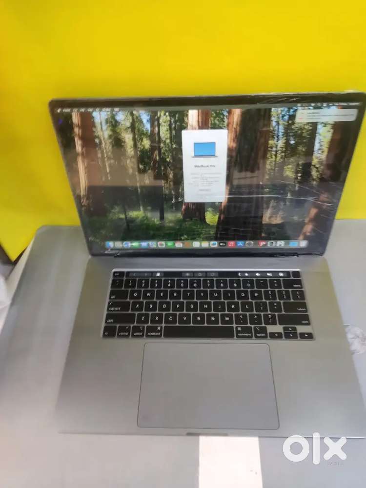 Macbook Pro Intel core i9/16Gb RAM DDR4/512Gb NvMe SSD