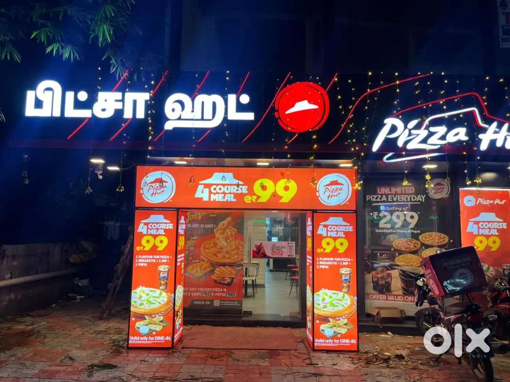 Pizza hut injambakkam, Chennai