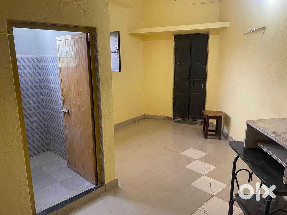 Single room for Rent