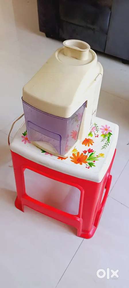 Branded Fruit Juicer @999/-