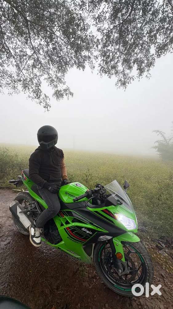 Ninja 300 just like new..