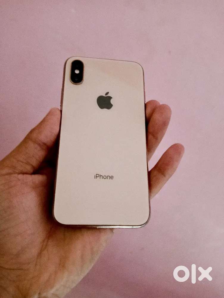 I phone XS