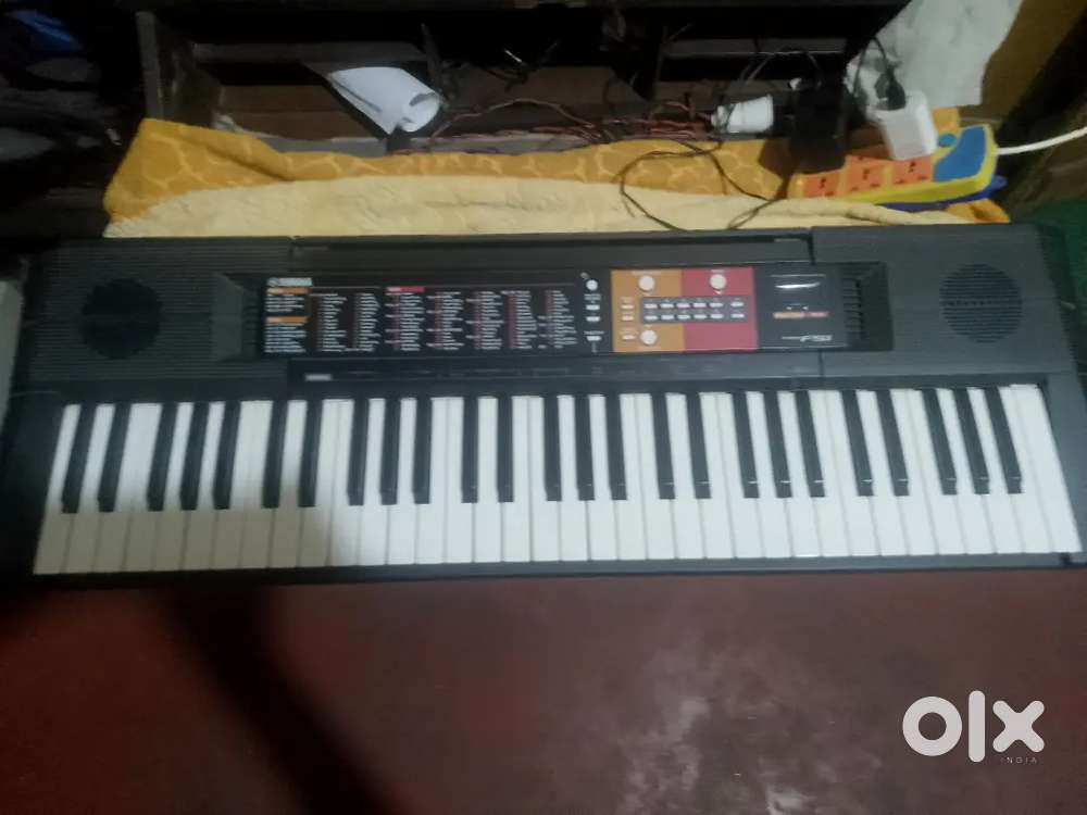 Yamaha keyboard urgent selling