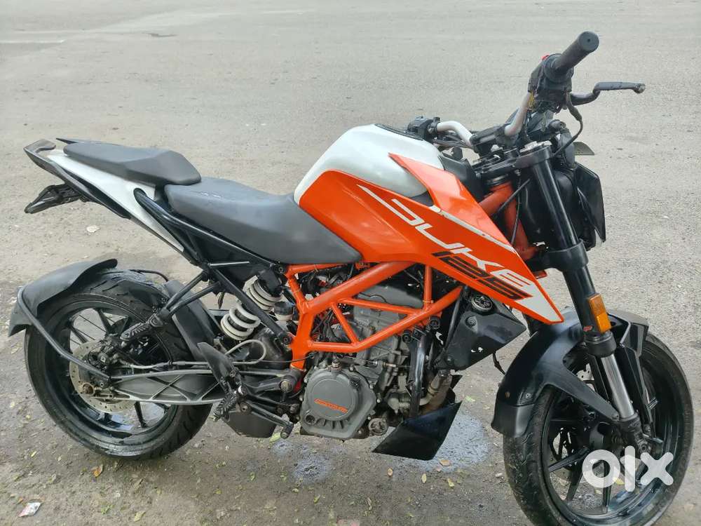 KTM Duke 125