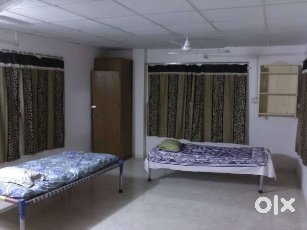 Sharing Room in Ellora Park for Professionals with all Faciliyies