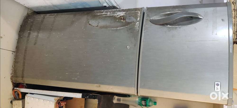 Double door fridge