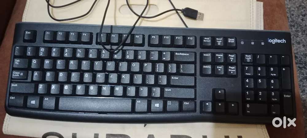 Logitech keyboard k120 with USB cable
