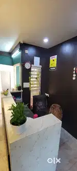 looking for Receptionist  telecalling staff food provide company