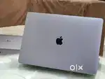 Apple Macbook Pro i7 16GB Ram 512GB Apple SSD 5.5gbGraphics Touchbar