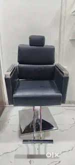 Parlour chair