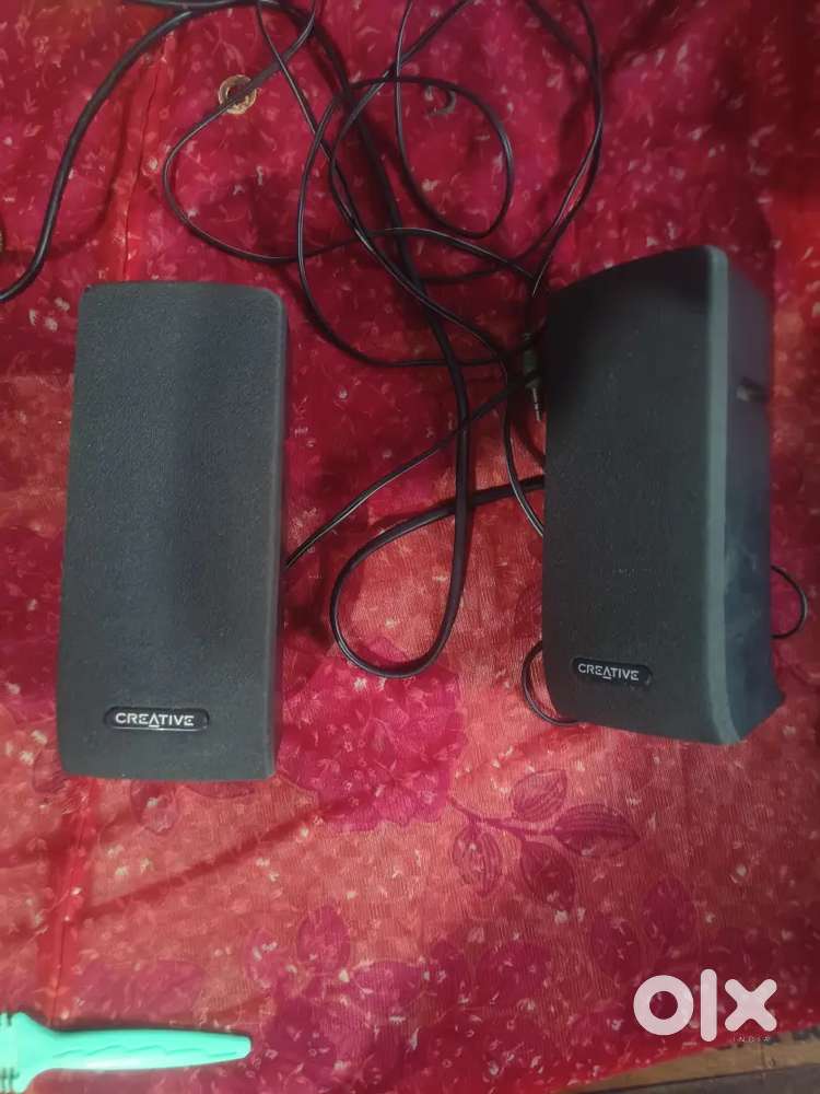 CREATIVE SPEAKER