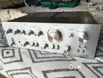 VINTAGE MINT CONDITION AMPLIFIER FOR SALE