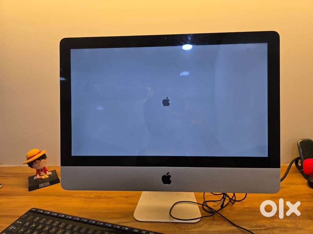 IMAC Mid 2011 21.5 inches