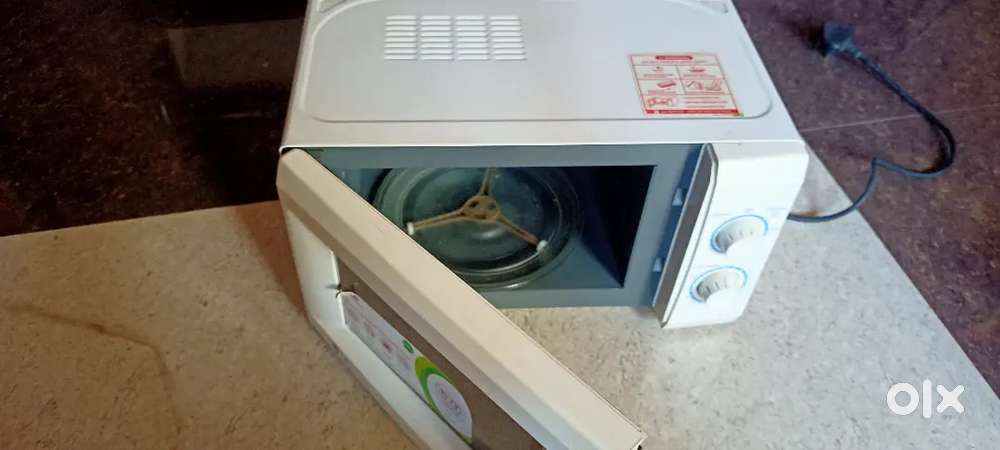 Microwave Oven