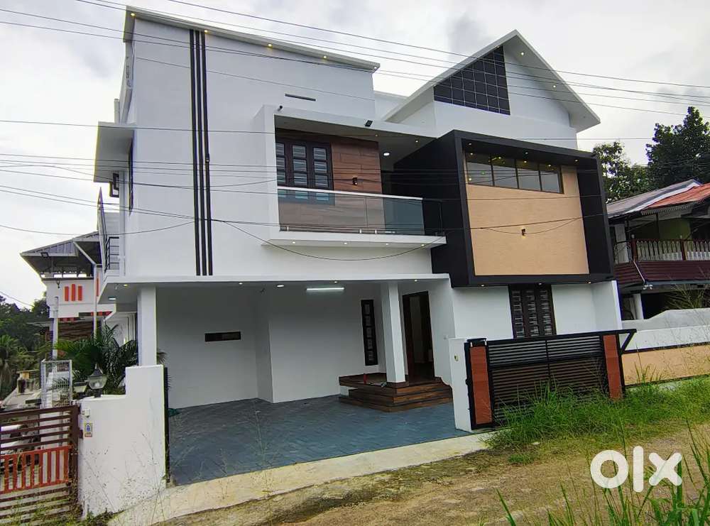 MEW 4 BHK HOUSE FOR SALE @  PEYAD