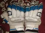 SS batting gloves