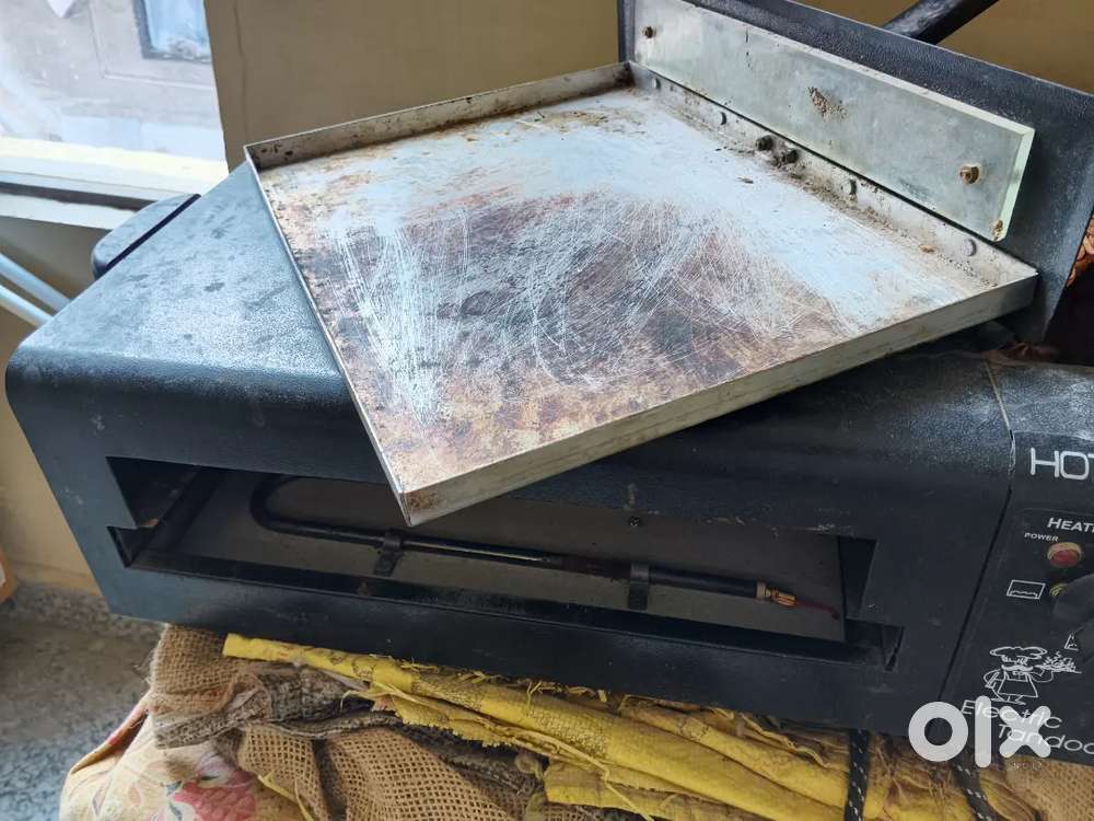 Pizza maker