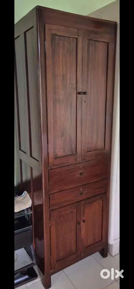 Solid Wood Cupboard Almira